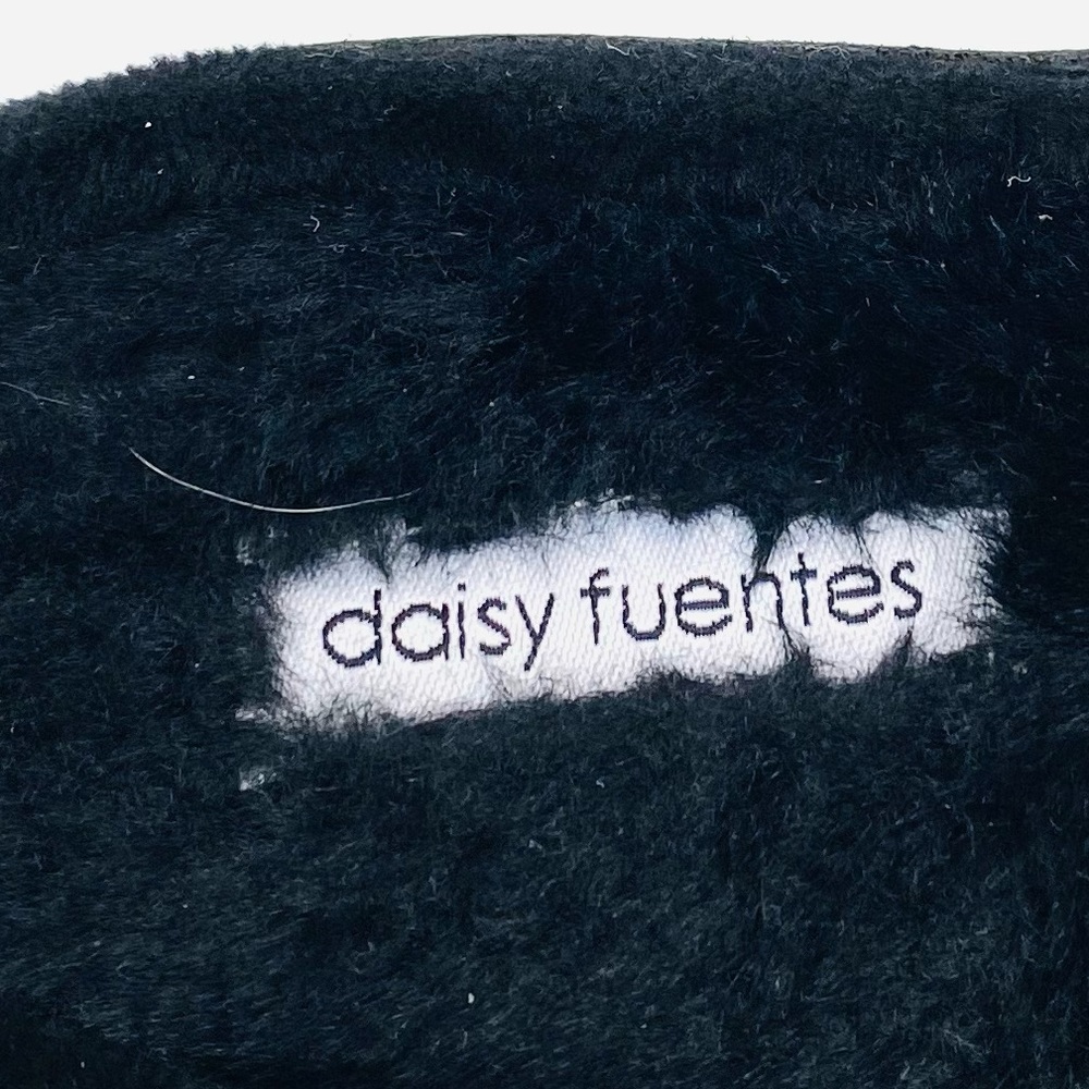 💕SALE💕 Daisy Fuentes Black Fur Studded Slippers - Picture 5 of 7